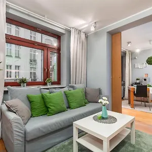 Hoza City Center By Renters Apartment